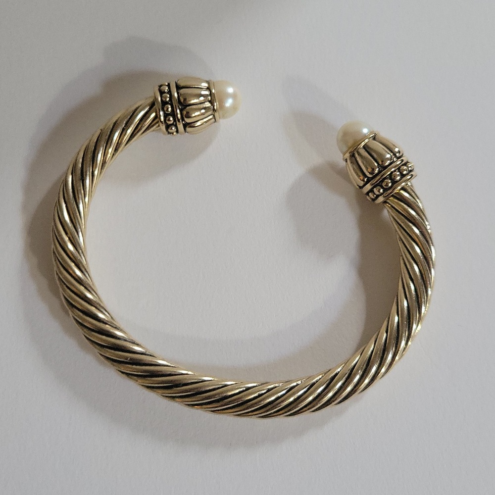Gold Twisted Cable Cuff Bracelet Faux Pearl Accents Old Money - Picture 6 of 8